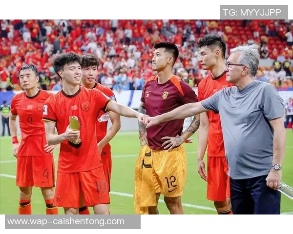 足球新人崭露头角如何在赛场上迅速成长与突破自我极限