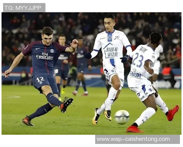 尼姆与尼斯的激烈对决揭示法甲联赛的竞争魅力与球队实力较量